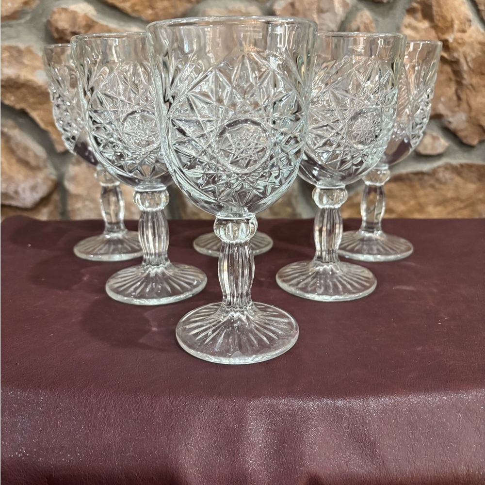 Libby Hobstar glasses